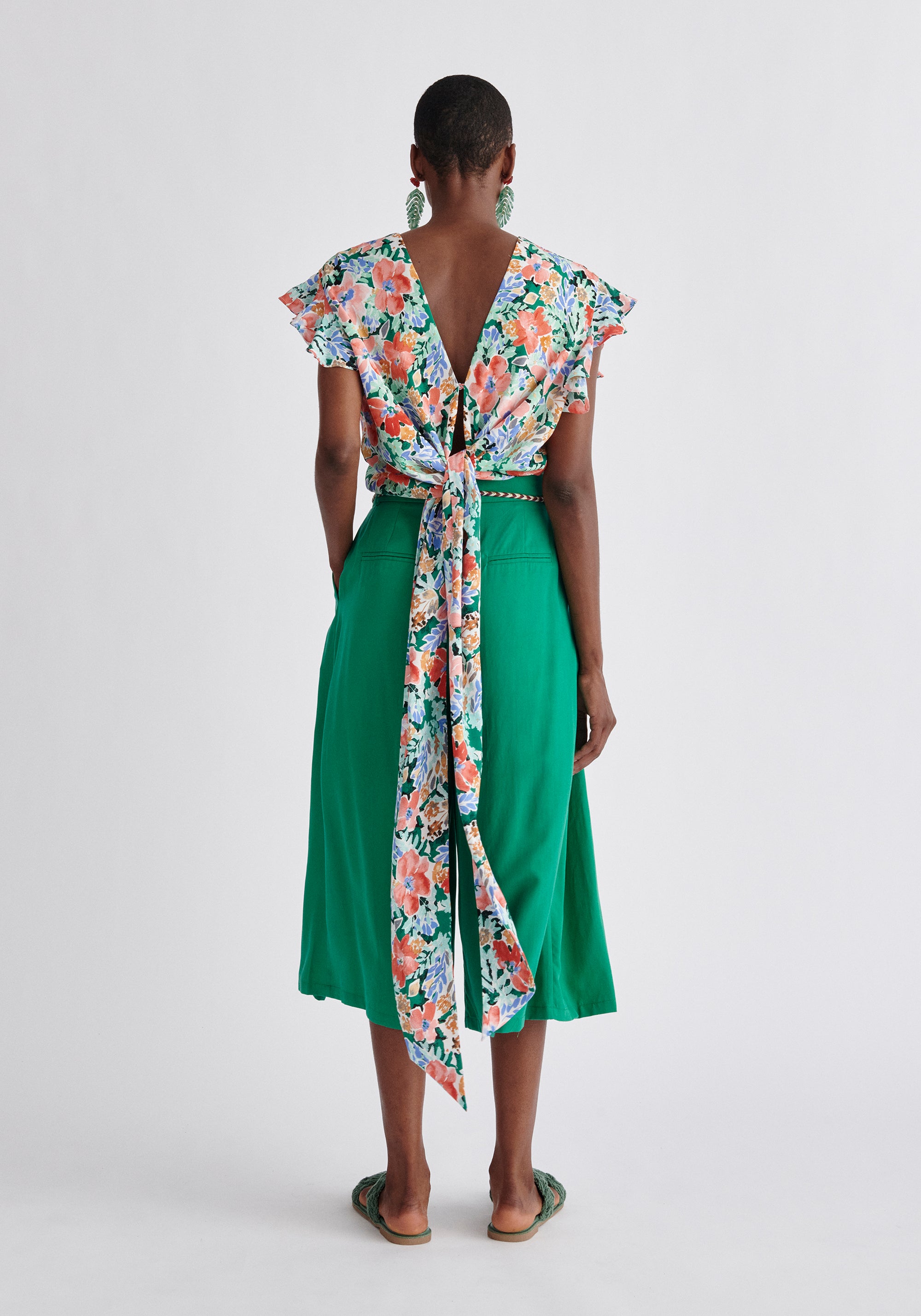 Paisie Pleated Tencel Culottes in Green Back