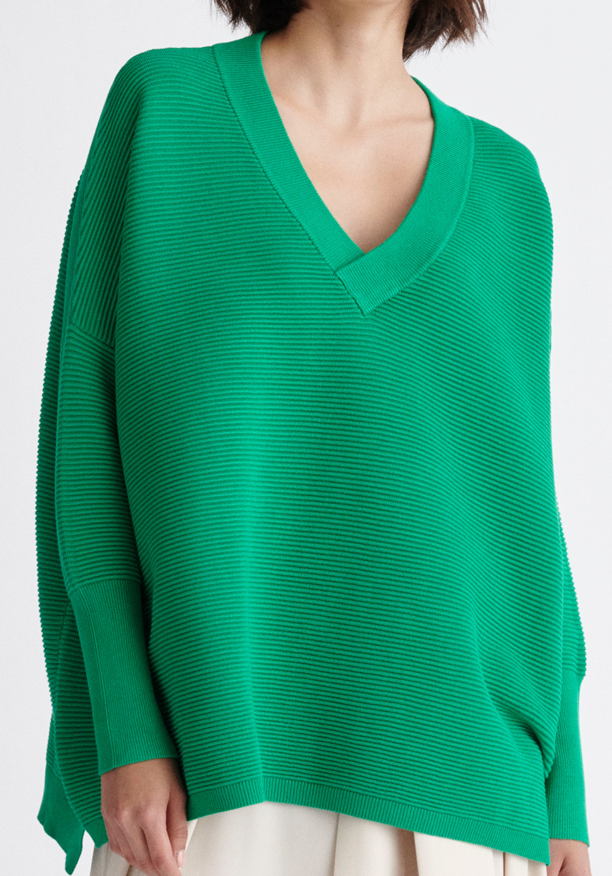 Paisie V-Neck Ribbed Jumper in Green Close Up